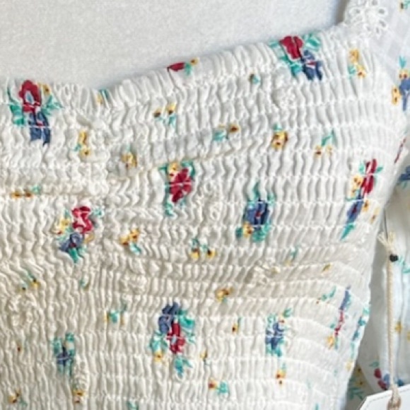 Billabong x Wrangler White Floral Balloon Sleeve Crop Top Size M $80 Smocked NEW - Picture 5 of 13